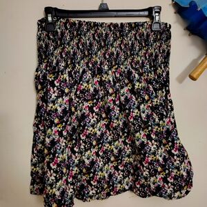 H& M art piece skirt